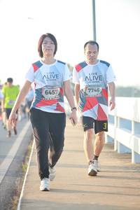 BIB: 7746, 6457
                            <button type="button" onclick="openModal(6473628)" class="btn btn-primary btn-sm float-right btn-popup" data-toggle="modal" data-target=".modal-high-quality">
                        <i class="fas fa-shopping-cart"></i> Add to Cart
                    </button>
                                            <button type="button" onclick="isThisMe(6473628, true)" class="btn btn-success btn-sm float-right btn-popup btn-isme hidden" data-toggle="tooltip" data-placement="bottom" title="นี่คือรูปของคุณใช่ไหม คลิกที่นี่เพื่อเอาเข้าอัลบั้ม">
                        <i class="fas fa-plus"></i> Add to album
                    </button>
                    <button type="button" onclick="isThisMe(6473628, false)" class="btn btn-warning btn-sm float-right btn-popup btn-isnotme hidden">
                        <i class="fas fa-ban"></i> Remove from album
                    </button>