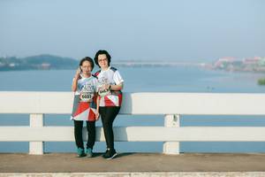 BIB: 6463, 6031
                            <button type="button" onclick="openModal(6475130)" class="btn btn-primary btn-sm float-right btn-popup" data-toggle="modal" data-target=".modal-high-quality">
                        <i class="fas fa-shopping-cart"></i> Add to Cart
                    </button>
                                            <button type="button" onclick="isThisMe(6475130, true)" class="btn btn-success btn-sm float-right btn-popup btn-isme hidden" data-toggle="tooltip" data-placement="bottom" title="นี่คือรูปของคุณใช่ไหม คลิกที่นี่เพื่อเอาเข้าอัลบั้ม">
                        <i class="fas fa-plus"></i> Add to album
                    </button>
                    <button type="button" onclick="isThisMe(6475130, false)" class="btn btn-warning btn-sm float-right btn-popup btn-isnotme hidden">
                        <i class="fas fa-ban"></i> Remove from album
                    </button>