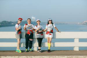 BIB: 6247, 7899
                            <button type="button" onclick="openModal(6475069)" class="btn btn-primary btn-sm float-right btn-popup" data-toggle="modal" data-target=".modal-high-quality">
                        <i class="fas fa-shopping-cart"></i> Add to Cart
                    </button>
                                            <button type="button" onclick="isThisMe(6475069, true)" class="btn btn-success btn-sm float-right btn-popup btn-isme hidden" data-toggle="tooltip" data-placement="bottom" title="นี่คือรูปของคุณใช่ไหม คลิกที่นี่เพื่อเอาเข้าอัลบั้ม">
                        <i class="fas fa-plus"></i> Add to album
                    </button>
                    <button type="button" onclick="isThisMe(6475069, false)" class="btn btn-warning btn-sm float-right btn-popup btn-isnotme hidden">
                        <i class="fas fa-ban"></i> Remove from album
                    </button>