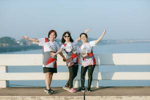 BIB: 737, 7501
                            <button type="button" onclick="openModal(6475059)" class="btn btn-primary btn-sm float-right btn-popup" data-toggle="modal" data-target=".modal-high-quality">
                        <i class="fas fa-shopping-cart"></i> Add to Cart
                    </button>
                                            <button type="button" onclick="isThisMe(6475059, true)" class="btn btn-success btn-sm float-right btn-popup btn-isme hidden" data-toggle="tooltip" data-placement="bottom" title="นี่คือรูปของคุณใช่ไหม คลิกที่นี่เพื่อเอาเข้าอัลบั้ม">
                        <i class="fas fa-plus"></i> Add to album
                    </button>
                    <button type="button" onclick="isThisMe(6475059, false)" class="btn btn-warning btn-sm float-right btn-popup btn-isnotme hidden">
                        <i class="fas fa-ban"></i> Remove from album
                    </button>