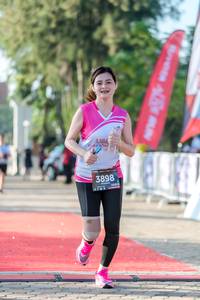 BIB: 3898, 128
                            <button type="button" onclick="openModal(6561709)" class="btn btn-primary btn-sm float-right btn-popup" data-toggle="modal" data-target=".modal-high-quality">
                        <i class="fas fa-shopping-cart"></i> Add to Cart
                    </button>
                                            <button type="button" onclick="isThisMe(6561709, true)" class="btn btn-success btn-sm float-right btn-popup btn-isme hidden" data-toggle="tooltip" data-placement="bottom" title="นี่คือรูปของคุณใช่ไหม คลิกที่นี่เพื่อเอาเข้าอัลบั้ม">
                        <i class="fas fa-plus"></i> Add to album
                    </button>
                    <button type="button" onclick="isThisMe(6561709, false)" class="btn btn-warning btn-sm float-right btn-popup btn-isnotme hidden">
                        <i class="fas fa-ban"></i> Remove from album
                    </button>