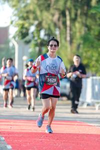 BIB: 3629
                            <button type="button" onclick="openModal(6558799)" class="btn btn-primary btn-sm float-right btn-popup" data-toggle="modal" data-target=".modal-high-quality">
                        <i class="fas fa-shopping-cart"></i> Add to Cart
                    </button>
                                            <button type="button" onclick="isThisMe(6558799, true)" class="btn btn-success btn-sm float-right btn-popup btn-isme hidden" data-toggle="tooltip" data-placement="bottom" title="นี่คือรูปของคุณใช่ไหม คลิกที่นี่เพื่อเอาเข้าอัลบั้ม">
                        <i class="fas fa-plus"></i> Add to album
                    </button>
                    <button type="button" onclick="isThisMe(6558799, false)" class="btn btn-warning btn-sm float-right btn-popup btn-isnotme hidden">
                        <i class="fas fa-ban"></i> Remove from album
                    </button>