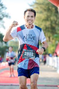 BIB: 2802, 128
                            <button type="button" onclick="openModal(6550758)" class="btn btn-primary btn-sm float-right btn-popup" data-toggle="modal" data-target=".modal-high-quality">
                        <i class="fas fa-shopping-cart"></i> Add to Cart
                    </button>
                                            <button type="button" onclick="isThisMe(6550758, true)" class="btn btn-success btn-sm float-right btn-popup btn-isme hidden" data-toggle="tooltip" data-placement="bottom" title="นี่คือรูปของคุณใช่ไหม คลิกที่นี่เพื่อเอาเข้าอัลบั้ม">
                        <i class="fas fa-plus"></i> Add to album
                    </button>
                    <button type="button" onclick="isThisMe(6550758, false)" class="btn btn-warning btn-sm float-right btn-popup btn-isnotme hidden">
                        <i class="fas fa-ban"></i> Remove from album
                    </button>