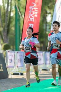 BIB: 7005, 1402
                            <button type="button" onclick="openModal(6560706)" class="btn btn-primary btn-sm float-right btn-popup" data-toggle="modal" data-target=".modal-high-quality">
                        <i class="fas fa-shopping-cart"></i> Add to Cart
                    </button>
                                            <button type="button" onclick="isThisMe(6560706, true)" class="btn btn-success btn-sm float-right btn-popup btn-isme hidden" data-toggle="tooltip" data-placement="bottom" title="นี่คือรูปของคุณใช่ไหม คลิกที่นี่เพื่อเอาเข้าอัลบั้ม">
                        <i class="fas fa-plus"></i> Add to album
                    </button>
                    <button type="button" onclick="isThisMe(6560706, false)" class="btn btn-warning btn-sm float-right btn-popup btn-isnotme hidden">
                        <i class="fas fa-ban"></i> Remove from album
                    </button>