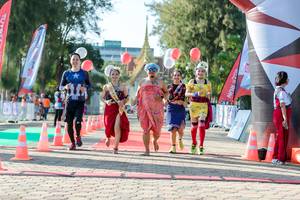 BIB: 
                            <button type="button" onclick="openModal(6568797)" class="btn btn-primary btn-sm float-right btn-popup" data-toggle="modal" data-target=".modal-high-quality">
                        <i class="fas fa-shopping-cart"></i> Add to Cart
                    </button>
                                            <button type="button" onclick="isThisMe(6568797, true)" class="btn btn-success btn-sm float-right btn-popup btn-isme hidden" data-toggle="tooltip" data-placement="bottom" title="นี่คือรูปของคุณใช่ไหม คลิกที่นี่เพื่อเอาเข้าอัลบั้ม">
                        <i class="fas fa-plus"></i> Add to album
                    </button>
                    <button type="button" onclick="isThisMe(6568797, false)" class="btn btn-warning btn-sm float-right btn-popup btn-isnotme hidden">
                        <i class="fas fa-ban"></i> Remove from album
                    </button>