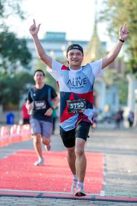 BIB: 3750
                            <button type="button" onclick="openModal(6547797)" class="btn btn-primary btn-sm float-right btn-popup" data-toggle="modal" data-target=".modal-high-quality">
                        <i class="fas fa-shopping-cart"></i> Add to Cart
                    </button>
                                            <button type="button" onclick="isThisMe(6547797, true)" class="btn btn-success btn-sm float-right btn-popup btn-isme hidden" data-toggle="tooltip" data-placement="bottom" title="นี่คือรูปของคุณใช่ไหม คลิกที่นี่เพื่อเอาเข้าอัลบั้ม">
                        <i class="fas fa-plus"></i> Add to album
                    </button>
                    <button type="button" onclick="isThisMe(6547797, false)" class="btn btn-warning btn-sm float-right btn-popup btn-isnotme hidden">
                        <i class="fas fa-ban"></i> Remove from album
                    </button>