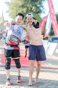 BIB: 3766
                            <button type="button" onclick="openModal(6560999)" class="btn btn-primary btn-sm float-right btn-popup" data-toggle="modal" data-target=".modal-high-quality">
                        <i class="fas fa-shopping-cart"></i> Add to Cart
                    </button>
                                            <button type="button" onclick="isThisMe(6560999, true)" class="btn btn-success btn-sm float-right btn-popup btn-isme hidden" data-toggle="tooltip" data-placement="bottom" title="นี่คือรูปของคุณใช่ไหม คลิกที่นี่เพื่อเอาเข้าอัลบั้ม">
                        <i class="fas fa-plus"></i> Add to album
                    </button>
                    <button type="button" onclick="isThisMe(6560999, false)" class="btn btn-warning btn-sm float-right btn-popup btn-isnotme hidden">
                        <i class="fas fa-ban"></i> Remove from album
                    </button>