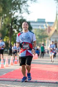 BIB: 2988
                            <button type="button" onclick="openModal(6556204)" class="btn btn-primary btn-sm float-right btn-popup" data-toggle="modal" data-target=".modal-high-quality">
                        <i class="fas fa-shopping-cart"></i> Add to Cart
                    </button>
                                            <button type="button" onclick="isThisMe(6556204, true)" class="btn btn-success btn-sm float-right btn-popup btn-isme hidden" data-toggle="tooltip" data-placement="bottom" title="นี่คือรูปของคุณใช่ไหม คลิกที่นี่เพื่อเอาเข้าอัลบั้ม">
                        <i class="fas fa-plus"></i> Add to album
                    </button>
                    <button type="button" onclick="isThisMe(6556204, false)" class="btn btn-warning btn-sm float-right btn-popup btn-isnotme hidden">
                        <i class="fas fa-ban"></i> Remove from album
                    </button>