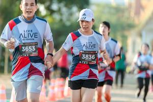 BIB: 3653, 128, 3836, 1245
                            <button type="button" onclick="openModal(6556564)" class="btn btn-primary btn-sm float-right btn-popup" data-toggle="modal" data-target=".modal-high-quality">
                        <i class="fas fa-shopping-cart"></i> Add to Cart
                    </button>
                                            <button type="button" onclick="isThisMe(6556564, true)" class="btn btn-success btn-sm float-right btn-popup btn-isme hidden" data-toggle="tooltip" data-placement="bottom" title="นี่คือรูปของคุณใช่ไหม คลิกที่นี่เพื่อเอาเข้าอัลบั้ม">
                        <i class="fas fa-plus"></i> Add to album
                    </button>
                    <button type="button" onclick="isThisMe(6556564, false)" class="btn btn-warning btn-sm float-right btn-popup btn-isnotme hidden">
                        <i class="fas fa-ban"></i> Remove from album
                    </button>