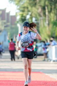 BIB: 3128
                            <button type="button" onclick="openModal(6558141)" class="btn btn-primary btn-sm float-right btn-popup" data-toggle="modal" data-target=".modal-high-quality">
                        <i class="fas fa-shopping-cart"></i> Add to Cart
                    </button>
                                            <button type="button" onclick="isThisMe(6558141, true)" class="btn btn-success btn-sm float-right btn-popup btn-isme hidden" data-toggle="tooltip" data-placement="bottom" title="นี่คือรูปของคุณใช่ไหม คลิกที่นี่เพื่อเอาเข้าอัลบั้ม">
                        <i class="fas fa-plus"></i> Add to album
                    </button>
                    <button type="button" onclick="isThisMe(6558141, false)" class="btn btn-warning btn-sm float-right btn-popup btn-isnotme hidden">
                        <i class="fas fa-ban"></i> Remove from album
                    </button>