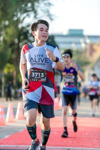 BIB: 3713, 120
                            <button type="button" onclick="openModal(6555017)" class="btn btn-primary btn-sm float-right btn-popup" data-toggle="modal" data-target=".modal-high-quality">
                        <i class="fas fa-shopping-cart"></i> Add to Cart
                    </button>
                                            <button type="button" onclick="isThisMe(6555017, true)" class="btn btn-success btn-sm float-right btn-popup btn-isme hidden" data-toggle="tooltip" data-placement="bottom" title="นี่คือรูปของคุณใช่ไหม คลิกที่นี่เพื่อเอาเข้าอัลบั้ม">
                        <i class="fas fa-plus"></i> Add to album
                    </button>
                    <button type="button" onclick="isThisMe(6555017, false)" class="btn btn-warning btn-sm float-right btn-popup btn-isnotme hidden">
                        <i class="fas fa-ban"></i> Remove from album
                    </button>