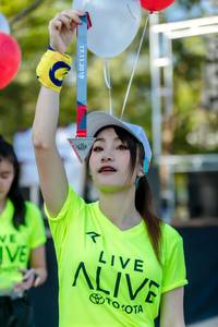 BIB: 17112019
                            <button type="button" onclick="openModal(6569729)" class="btn btn-primary btn-sm float-right btn-popup" data-toggle="modal" data-target=".modal-high-quality">
                        <i class="fas fa-shopping-cart"></i> Add to Cart
                    </button>
                                            <button type="button" onclick="isThisMe(6569729, true)" class="btn btn-success btn-sm float-right btn-popup btn-isme hidden" data-toggle="tooltip" data-placement="bottom" title="นี่คือรูปของคุณใช่ไหม คลิกที่นี่เพื่อเอาเข้าอัลบั้ม">
                        <i class="fas fa-plus"></i> Add to album
                    </button>
                    <button type="button" onclick="isThisMe(6569729, false)" class="btn btn-warning btn-sm float-right btn-popup btn-isnotme hidden">
                        <i class="fas fa-ban"></i> Remove from album
                    </button>