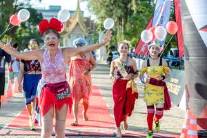 BIB: 
                            <button type="button" onclick="openModal(6568600)" class="btn btn-primary btn-sm float-right btn-popup" data-toggle="modal" data-target=".modal-high-quality">
                        <i class="fas fa-shopping-cart"></i> Add to Cart
                    </button>
                                            <button type="button" onclick="isThisMe(6568600, true)" class="btn btn-success btn-sm float-right btn-popup btn-isme hidden" data-toggle="tooltip" data-placement="bottom" title="นี่คือรูปของคุณใช่ไหม คลิกที่นี่เพื่อเอาเข้าอัลบั้ม">
                        <i class="fas fa-plus"></i> Add to album
                    </button>
                    <button type="button" onclick="isThisMe(6568600, false)" class="btn btn-warning btn-sm float-right btn-popup btn-isnotme hidden">
                        <i class="fas fa-ban"></i> Remove from album
                    </button>