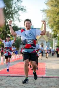 BIB: 3030, 2207
                            <button type="button" onclick="openModal(6551406)" class="btn btn-primary btn-sm float-right btn-popup" data-toggle="modal" data-target=".modal-high-quality">
                        <i class="fas fa-shopping-cart"></i> Add to Cart
                    </button>
                                            <button type="button" onclick="isThisMe(6551406, true)" class="btn btn-success btn-sm float-right btn-popup btn-isme hidden" data-toggle="tooltip" data-placement="bottom" title="นี่คือรูปของคุณใช่ไหม คลิกที่นี่เพื่อเอาเข้าอัลบั้ม">
                        <i class="fas fa-plus"></i> Add to album
                    </button>
                    <button type="button" onclick="isThisMe(6551406, false)" class="btn btn-warning btn-sm float-right btn-popup btn-isnotme hidden">
                        <i class="fas fa-ban"></i> Remove from album
                    </button>