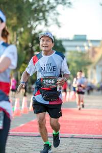 BIB: 2966, 124
                            <button type="button" onclick="openModal(6551192)" class="btn btn-primary btn-sm float-right btn-popup" data-toggle="modal" data-target=".modal-high-quality">
                        <i class="fas fa-shopping-cart"></i> Add to Cart
                    </button>
                                            <button type="button" onclick="isThisMe(6551192, true)" class="btn btn-success btn-sm float-right btn-popup btn-isme hidden" data-toggle="tooltip" data-placement="bottom" title="นี่คือรูปของคุณใช่ไหม คลิกที่นี่เพื่อเอาเข้าอัลบั้ม">
                        <i class="fas fa-plus"></i> Add to album
                    </button>
                    <button type="button" onclick="isThisMe(6551192, false)" class="btn btn-warning btn-sm float-right btn-popup btn-isnotme hidden">
                        <i class="fas fa-ban"></i> Remove from album
                    </button>