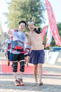 BIB: 3766
                            <button type="button" onclick="openModal(6560991)" class="btn btn-primary btn-sm float-right btn-popup" data-toggle="modal" data-target=".modal-high-quality">
                        <i class="fas fa-shopping-cart"></i> Add to Cart
                    </button>
                                            <button type="button" onclick="isThisMe(6560991, true)" class="btn btn-success btn-sm float-right btn-popup btn-isme hidden" data-toggle="tooltip" data-placement="bottom" title="นี่คือรูปของคุณใช่ไหม คลิกที่นี่เพื่อเอาเข้าอัลบั้ม">
                        <i class="fas fa-plus"></i> Add to album
                    </button>
                    <button type="button" onclick="isThisMe(6560991, false)" class="btn btn-warning btn-sm float-right btn-popup btn-isnotme hidden">
                        <i class="fas fa-ban"></i> Remove from album
                    </button>