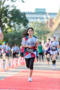 BIB: 3154
                            <button type="button" onclick="openModal(6555747)" class="btn btn-primary btn-sm float-right btn-popup" data-toggle="modal" data-target=".modal-high-quality">
                        <i class="fas fa-shopping-cart"></i> Add to Cart
                    </button>
                                            <button type="button" onclick="isThisMe(6555747, true)" class="btn btn-success btn-sm float-right btn-popup btn-isme hidden" data-toggle="tooltip" data-placement="bottom" title="นี่คือรูปของคุณใช่ไหม คลิกที่นี่เพื่อเอาเข้าอัลบั้ม">
                        <i class="fas fa-plus"></i> Add to album
                    </button>
                    <button type="button" onclick="isThisMe(6555747, false)" class="btn btn-warning btn-sm float-right btn-popup btn-isnotme hidden">
                        <i class="fas fa-ban"></i> Remove from album
                    </button>