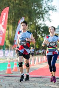 BIB: 2923, 2636
                            <button type="button" onclick="openModal(6554949)" class="btn btn-primary btn-sm float-right btn-popup" data-toggle="modal" data-target=".modal-high-quality">
                        <i class="fas fa-shopping-cart"></i> Add to Cart
                    </button>
                                            <button type="button" onclick="isThisMe(6554949, true)" class="btn btn-success btn-sm float-right btn-popup btn-isme hidden" data-toggle="tooltip" data-placement="bottom" title="นี่คือรูปของคุณใช่ไหม คลิกที่นี่เพื่อเอาเข้าอัลบั้ม">
                        <i class="fas fa-plus"></i> Add to album
                    </button>
                    <button type="button" onclick="isThisMe(6554949, false)" class="btn btn-warning btn-sm float-right btn-popup btn-isnotme hidden">
                        <i class="fas fa-ban"></i> Remove from album
                    </button>