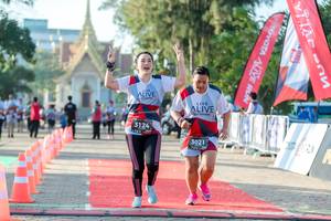 BIB: 3124, 3021
                            <button type="button" onclick="openModal(6561794)" class="btn btn-primary btn-sm float-right btn-popup" data-toggle="modal" data-target=".modal-high-quality">
                        <i class="fas fa-shopping-cart"></i> Add to Cart
                    </button>
                                            <button type="button" onclick="isThisMe(6561794, true)" class="btn btn-success btn-sm float-right btn-popup btn-isme hidden" data-toggle="tooltip" data-placement="bottom" title="นี่คือรูปของคุณใช่ไหม คลิกที่นี่เพื่อเอาเข้าอัลบั้ม">
                        <i class="fas fa-plus"></i> Add to album
                    </button>
                    <button type="button" onclick="isThisMe(6561794, false)" class="btn btn-warning btn-sm float-right btn-popup btn-isnotme hidden">
                        <i class="fas fa-ban"></i> Remove from album
                    </button>