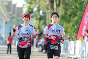 BIB: 3901, 3755, 114
                            <button type="button" onclick="openModal(6561819)" class="btn btn-primary btn-sm float-right btn-popup" data-toggle="modal" data-target=".modal-high-quality">
                        <i class="fas fa-shopping-cart"></i> Add to Cart
                    </button>
                                            <button type="button" onclick="isThisMe(6561819, true)" class="btn btn-success btn-sm float-right btn-popup btn-isme hidden" data-toggle="tooltip" data-placement="bottom" title="นี่คือรูปของคุณใช่ไหม คลิกที่นี่เพื่อเอาเข้าอัลบั้ม">
                        <i class="fas fa-plus"></i> Add to album
                    </button>
                    <button type="button" onclick="isThisMe(6561819, false)" class="btn btn-warning btn-sm float-right btn-popup btn-isnotme hidden">
                        <i class="fas fa-ban"></i> Remove from album
                    </button>