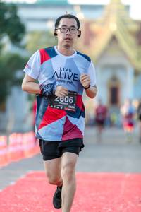 BIB: 2606, 123
                            <button type="button" onclick="openModal(6543845)" class="btn btn-primary btn-sm float-right btn-popup" data-toggle="modal" data-target=".modal-high-quality">
                        <i class="fas fa-shopping-cart"></i> Add to Cart
                    </button>
                                            <button type="button" onclick="isThisMe(6543845, true)" class="btn btn-success btn-sm float-right btn-popup btn-isme hidden" data-toggle="tooltip" data-placement="bottom" title="นี่คือรูปของคุณใช่ไหม คลิกที่นี่เพื่อเอาเข้าอัลบั้ม">
                        <i class="fas fa-plus"></i> Add to album
                    </button>
                    <button type="button" onclick="isThisMe(6543845, false)" class="btn btn-warning btn-sm float-right btn-popup btn-isnotme hidden">
                        <i class="fas fa-ban"></i> Remove from album
                    </button>