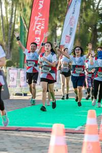 BIB: 6819, 6859, 7266
                            <button type="button" onclick="openModal(6557990)" class="btn btn-primary btn-sm float-right btn-popup" data-toggle="modal" data-target=".modal-high-quality">
                        <i class="fas fa-shopping-cart"></i> Add to Cart
                    </button>
                                            <button type="button" onclick="isThisMe(6557990, true)" class="btn btn-success btn-sm float-right btn-popup btn-isme hidden" data-toggle="tooltip" data-placement="bottom" title="นี่คือรูปของคุณใช่ไหม คลิกที่นี่เพื่อเอาเข้าอัลบั้ม">
                        <i class="fas fa-plus"></i> Add to album
                    </button>
                    <button type="button" onclick="isThisMe(6557990, false)" class="btn btn-warning btn-sm float-right btn-popup btn-isnotme hidden">
                        <i class="fas fa-ban"></i> Remove from album
                    </button>