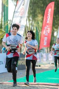 BIB: 7693, 7883
                            <button type="button" onclick="openModal(6559500)" class="btn btn-primary btn-sm float-right btn-popup" data-toggle="modal" data-target=".modal-high-quality">
                        <i class="fas fa-shopping-cart"></i> Add to Cart
                    </button>
                                            <button type="button" onclick="isThisMe(6559500, true)" class="btn btn-success btn-sm float-right btn-popup btn-isme hidden" data-toggle="tooltip" data-placement="bottom" title="นี่คือรูปของคุณใช่ไหม คลิกที่นี่เพื่อเอาเข้าอัลบั้ม">
                        <i class="fas fa-plus"></i> Add to album
                    </button>
                    <button type="button" onclick="isThisMe(6559500, false)" class="btn btn-warning btn-sm float-right btn-popup btn-isnotme hidden">
                        <i class="fas fa-ban"></i> Remove from album
                    </button>