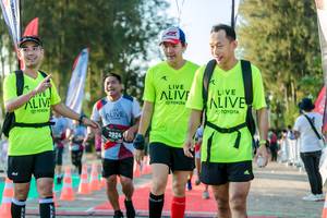 BIB: 2924
                            <button type="button" onclick="openModal(6552462)" class="btn btn-primary btn-sm float-right btn-popup" data-toggle="modal" data-target=".modal-high-quality">
                        <i class="fas fa-shopping-cart"></i> Add to Cart
                    </button>
                                            <button type="button" onclick="isThisMe(6552462, true)" class="btn btn-success btn-sm float-right btn-popup btn-isme hidden" data-toggle="tooltip" data-placement="bottom" title="นี่คือรูปของคุณใช่ไหม คลิกที่นี่เพื่อเอาเข้าอัลบั้ม">
                        <i class="fas fa-plus"></i> Add to album
                    </button>
                    <button type="button" onclick="isThisMe(6552462, false)" class="btn btn-warning btn-sm float-right btn-popup btn-isnotme hidden">
                        <i class="fas fa-ban"></i> Remove from album
                    </button>