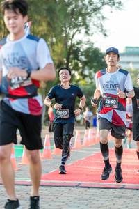 BIB: 2630, 2829
                            <button type="button" onclick="openModal(6550306)" class="btn btn-primary btn-sm float-right btn-popup" data-toggle="modal" data-target=".modal-high-quality">
                        <i class="fas fa-shopping-cart"></i> Add to Cart
                    </button>
                                            <button type="button" onclick="isThisMe(6550306, true)" class="btn btn-success btn-sm float-right btn-popup btn-isme hidden" data-toggle="tooltip" data-placement="bottom" title="นี่คือรูปของคุณใช่ไหม คลิกที่นี่เพื่อเอาเข้าอัลบั้ม">
                        <i class="fas fa-plus"></i> Add to album
                    </button>
                    <button type="button" onclick="isThisMe(6550306, false)" class="btn btn-warning btn-sm float-right btn-popup btn-isnotme hidden">
                        <i class="fas fa-ban"></i> Remove from album
                    </button>