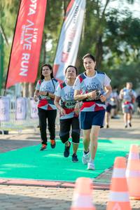 BIB: 6390
                            <button type="button" onclick="openModal(6560838)" class="btn btn-primary btn-sm float-right btn-popup" data-toggle="modal" data-target=".modal-high-quality">
                        <i class="fas fa-shopping-cart"></i> Add to Cart
                    </button>
                                            <button type="button" onclick="isThisMe(6560838, true)" class="btn btn-success btn-sm float-right btn-popup btn-isme hidden" data-toggle="tooltip" data-placement="bottom" title="นี่คือรูปของคุณใช่ไหม คลิกที่นี่เพื่อเอาเข้าอัลบั้ม">
                        <i class="fas fa-plus"></i> Add to album
                    </button>
                    <button type="button" onclick="isThisMe(6560838, false)" class="btn btn-warning btn-sm float-right btn-popup btn-isnotme hidden">
                        <i class="fas fa-ban"></i> Remove from album
                    </button>