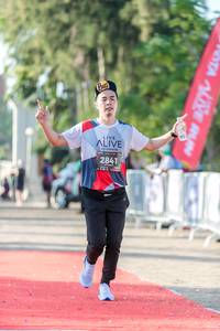 BIB: 2841
                            <button type="button" onclick="openModal(6561754)" class="btn btn-primary btn-sm float-right btn-popup" data-toggle="modal" data-target=".modal-high-quality">
                        <i class="fas fa-shopping-cart"></i> Add to Cart
                    </button>
                                            <button type="button" onclick="isThisMe(6561754, true)" class="btn btn-success btn-sm float-right btn-popup btn-isme hidden" data-toggle="tooltip" data-placement="bottom" title="นี่คือรูปของคุณใช่ไหม คลิกที่นี่เพื่อเอาเข้าอัลบั้ม">
                        <i class="fas fa-plus"></i> Add to album
                    </button>
                    <button type="button" onclick="isThisMe(6561754, false)" class="btn btn-warning btn-sm float-right btn-popup btn-isnotme hidden">
                        <i class="fas fa-ban"></i> Remove from album
                    </button>