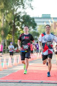 BIB: 2619, 2088
                            <button type="button" onclick="openModal(6552897)" class="btn btn-primary btn-sm float-right btn-popup" data-toggle="modal" data-target=".modal-high-quality">
                        <i class="fas fa-shopping-cart"></i> Add to Cart
                    </button>
                                            <button type="button" onclick="isThisMe(6552897, true)" class="btn btn-success btn-sm float-right btn-popup btn-isme hidden" data-toggle="tooltip" data-placement="bottom" title="นี่คือรูปของคุณใช่ไหม คลิกที่นี่เพื่อเอาเข้าอัลบั้ม">
                        <i class="fas fa-plus"></i> Add to album
                    </button>
                    <button type="button" onclick="isThisMe(6552897, false)" class="btn btn-warning btn-sm float-right btn-popup btn-isnotme hidden">
                        <i class="fas fa-ban"></i> Remove from album
                    </button>