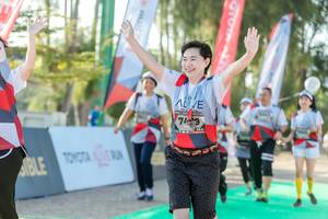 BIB: 749
                            <button type="button" onclick="openModal(6563118)" class="btn btn-primary btn-sm float-right btn-popup" data-toggle="modal" data-target=".modal-high-quality">
                        <i class="fas fa-shopping-cart"></i> Add to Cart
                    </button>
                                            <button type="button" onclick="isThisMe(6563118, true)" class="btn btn-success btn-sm float-right btn-popup btn-isme hidden" data-toggle="tooltip" data-placement="bottom" title="นี่คือรูปของคุณใช่ไหม คลิกที่นี่เพื่อเอาเข้าอัลบั้ม">
                        <i class="fas fa-plus"></i> Add to album
                    </button>
                    <button type="button" onclick="isThisMe(6563118, false)" class="btn btn-warning btn-sm float-right btn-popup btn-isnotme hidden">
                        <i class="fas fa-ban"></i> Remove from album
                    </button>