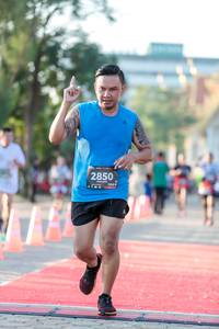 BIB: 2850, 128
                            <button type="button" onclick="openModal(6551976)" class="btn btn-primary btn-sm float-right btn-popup" data-toggle="modal" data-target=".modal-high-quality">
                        <i class="fas fa-shopping-cart"></i> Add to Cart
                    </button>
                                            <button type="button" onclick="isThisMe(6551976, true)" class="btn btn-success btn-sm float-right btn-popup btn-isme hidden" data-toggle="tooltip" data-placement="bottom" title="นี่คือรูปของคุณใช่ไหม คลิกที่นี่เพื่อเอาเข้าอัลบั้ม">
                        <i class="fas fa-plus"></i> Add to album
                    </button>
                    <button type="button" onclick="isThisMe(6551976, false)" class="btn btn-warning btn-sm float-right btn-popup btn-isnotme hidden">
                        <i class="fas fa-ban"></i> Remove from album
                    </button>