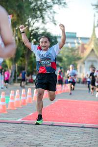 BIB: 2959
                            <button type="button" onclick="openModal(6546087)" class="btn btn-primary btn-sm float-right btn-popup" data-toggle="modal" data-target=".modal-high-quality">
                        <i class="fas fa-shopping-cart"></i> Add to Cart
                    </button>
                                            <button type="button" onclick="isThisMe(6546087, true)" class="btn btn-success btn-sm float-right btn-popup btn-isme hidden" data-toggle="tooltip" data-placement="bottom" title="นี่คือรูปของคุณใช่ไหม คลิกที่นี่เพื่อเอาเข้าอัลบั้ม">
                        <i class="fas fa-plus"></i> Add to album
                    </button>
                    <button type="button" onclick="isThisMe(6546087, false)" class="btn btn-warning btn-sm float-right btn-popup btn-isnotme hidden">
                        <i class="fas fa-ban"></i> Remove from album
                    </button>