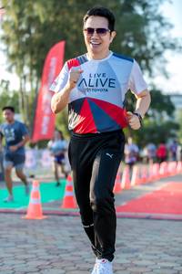 BIB: 
                            <button type="button" onclick="openModal(6526863)" class="btn btn-primary btn-sm float-right btn-popup" data-toggle="modal" data-target=".modal-high-quality">
                        <i class="fas fa-shopping-cart"></i> Add to Cart
                    </button>
                                            <button type="button" onclick="isThisMe(6526863, true)" class="btn btn-success btn-sm float-right btn-popup btn-isme hidden" data-toggle="tooltip" data-placement="bottom" title="นี่คือรูปของคุณใช่ไหม คลิกที่นี่เพื่อเอาเข้าอัลบั้ม">
                        <i class="fas fa-plus"></i> Add to album
                    </button>
                    <button type="button" onclick="isThisMe(6526863, false)" class="btn btn-warning btn-sm float-right btn-popup btn-isnotme hidden">
                        <i class="fas fa-ban"></i> Remove from album
                    </button>