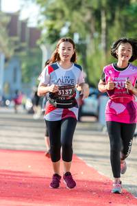 BIB: 3137
                            <button type="button" onclick="openModal(6563487)" class="btn btn-primary btn-sm float-right btn-popup" data-toggle="modal" data-target=".modal-high-quality">
                        <i class="fas fa-shopping-cart"></i> Add to Cart
                    </button>
                                            <button type="button" onclick="isThisMe(6563487, true)" class="btn btn-success btn-sm float-right btn-popup btn-isme hidden" data-toggle="tooltip" data-placement="bottom" title="นี่คือรูปของคุณใช่ไหม คลิกที่นี่เพื่อเอาเข้าอัลบั้ม">
                        <i class="fas fa-plus"></i> Add to album
                    </button>
                    <button type="button" onclick="isThisMe(6563487, false)" class="btn btn-warning btn-sm float-right btn-popup btn-isnotme hidden">
                        <i class="fas fa-ban"></i> Remove from album
                    </button>