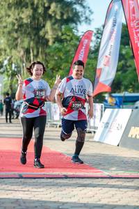 BIB: 3162, 3798
                            <button type="button" onclick="openModal(6561346)" class="btn btn-primary btn-sm float-right btn-popup" data-toggle="modal" data-target=".modal-high-quality">
                        <i class="fas fa-shopping-cart"></i> Add to Cart
                    </button>
                                            <button type="button" onclick="isThisMe(6561346, true)" class="btn btn-success btn-sm float-right btn-popup btn-isme hidden" data-toggle="tooltip" data-placement="bottom" title="นี่คือรูปของคุณใช่ไหม คลิกที่นี่เพื่อเอาเข้าอัลบั้ม">
                        <i class="fas fa-plus"></i> Add to album
                    </button>
                    <button type="button" onclick="isThisMe(6561346, false)" class="btn btn-warning btn-sm float-right btn-popup btn-isnotme hidden">
                        <i class="fas fa-ban"></i> Remove from album
                    </button>