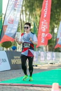 BIB: 6119
                            <button type="button" onclick="openModal(6558053)" class="btn btn-primary btn-sm float-right btn-popup" data-toggle="modal" data-target=".modal-high-quality">
                        <i class="fas fa-shopping-cart"></i> Add to Cart
                    </button>
                                            <button type="button" onclick="isThisMe(6558053, true)" class="btn btn-success btn-sm float-right btn-popup btn-isme hidden" data-toggle="tooltip" data-placement="bottom" title="นี่คือรูปของคุณใช่ไหม คลิกที่นี่เพื่อเอาเข้าอัลบั้ม">
                        <i class="fas fa-plus"></i> Add to album
                    </button>
                    <button type="button" onclick="isThisMe(6558053, false)" class="btn btn-warning btn-sm float-right btn-popup btn-isnotme hidden">
                        <i class="fas fa-ban"></i> Remove from album
                    </button>