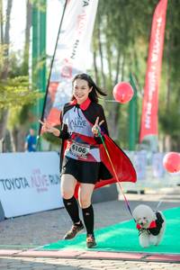 BIB: 6106
                            <button type="button" onclick="openModal(6562720)" class="btn btn-primary btn-sm float-right btn-popup" data-toggle="modal" data-target=".modal-high-quality">
                        <i class="fas fa-shopping-cart"></i> Add to Cart
                    </button>
                                            <button type="button" onclick="isThisMe(6562720, true)" class="btn btn-success btn-sm float-right btn-popup btn-isme hidden" data-toggle="tooltip" data-placement="bottom" title="นี่คือรูปของคุณใช่ไหม คลิกที่นี่เพื่อเอาเข้าอัลบั้ม">
                        <i class="fas fa-plus"></i> Add to album
                    </button>
                    <button type="button" onclick="isThisMe(6562720, false)" class="btn btn-warning btn-sm float-right btn-popup btn-isnotme hidden">
                        <i class="fas fa-ban"></i> Remove from album
                    </button>