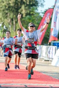 BIB: 3771, 3025, 2952
                            <button type="button" onclick="openModal(6562483)" class="btn btn-primary btn-sm float-right btn-popup" data-toggle="modal" data-target=".modal-high-quality">
                        <i class="fas fa-shopping-cart"></i> Add to Cart
                    </button>
                                            <button type="button" onclick="isThisMe(6562483, true)" class="btn btn-success btn-sm float-right btn-popup btn-isme hidden" data-toggle="tooltip" data-placement="bottom" title="นี่คือรูปของคุณใช่ไหม คลิกที่นี่เพื่อเอาเข้าอัลบั้ม">
                        <i class="fas fa-plus"></i> Add to album
                    </button>
                    <button type="button" onclick="isThisMe(6562483, false)" class="btn btn-warning btn-sm float-right btn-popup btn-isnotme hidden">
                        <i class="fas fa-ban"></i> Remove from album
                    </button>