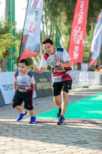 BIB: 694, 8006
                            <button type="button" onclick="openModal(6563904)" class="btn btn-primary btn-sm float-right btn-popup" data-toggle="modal" data-target=".modal-high-quality">
                        <i class="fas fa-shopping-cart"></i> Add to Cart
                    </button>
                                            <button type="button" onclick="isThisMe(6563904, true)" class="btn btn-success btn-sm float-right btn-popup btn-isme hidden" data-toggle="tooltip" data-placement="bottom" title="นี่คือรูปของคุณใช่ไหม คลิกที่นี่เพื่อเอาเข้าอัลบั้ม">
                        <i class="fas fa-plus"></i> Add to album
                    </button>
                    <button type="button" onclick="isThisMe(6563904, false)" class="btn btn-warning btn-sm float-right btn-popup btn-isnotme hidden">
                        <i class="fas fa-ban"></i> Remove from album
                    </button>