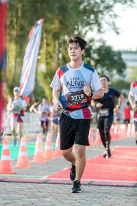 BIB: 3719
                            <button type="button" onclick="openModal(6550298)" class="btn btn-primary btn-sm float-right btn-popup" data-toggle="modal" data-target=".modal-high-quality">
                        <i class="fas fa-shopping-cart"></i> Add to Cart
                    </button>
                                            <button type="button" onclick="isThisMe(6550298, true)" class="btn btn-success btn-sm float-right btn-popup btn-isme hidden" data-toggle="tooltip" data-placement="bottom" title="นี่คือรูปของคุณใช่ไหม คลิกที่นี่เพื่อเอาเข้าอัลบั้ม">
                        <i class="fas fa-plus"></i> Add to album
                    </button>
                    <button type="button" onclick="isThisMe(6550298, false)" class="btn btn-warning btn-sm float-right btn-popup btn-isnotme hidden">
                        <i class="fas fa-ban"></i> Remove from album
                    </button>