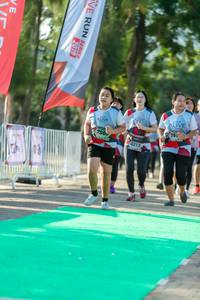 BIB: 6213, 2019
                            <button type="button" onclick="openModal(6563161)" class="btn btn-primary btn-sm float-right btn-popup" data-toggle="modal" data-target=".modal-high-quality">
                        <i class="fas fa-shopping-cart"></i> Add to Cart
                    </button>
                                            <button type="button" onclick="isThisMe(6563161, true)" class="btn btn-success btn-sm float-right btn-popup btn-isme hidden" data-toggle="tooltip" data-placement="bottom" title="นี่คือรูปของคุณใช่ไหม คลิกที่นี่เพื่อเอาเข้าอัลบั้ม">
                        <i class="fas fa-plus"></i> Add to album
                    </button>
                    <button type="button" onclick="isThisMe(6563161, false)" class="btn btn-warning btn-sm float-right btn-popup btn-isnotme hidden">
                        <i class="fas fa-ban"></i> Remove from album
                    </button>