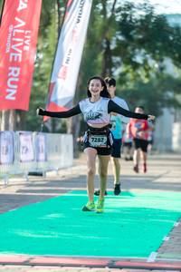 BIB: 7282
                            <button type="button" onclick="openModal(6561990)" class="btn btn-primary btn-sm float-right btn-popup" data-toggle="modal" data-target=".modal-high-quality">
                        <i class="fas fa-shopping-cart"></i> Add to Cart
                    </button>
                                            <button type="button" onclick="isThisMe(6561990, true)" class="btn btn-success btn-sm float-right btn-popup btn-isme hidden" data-toggle="tooltip" data-placement="bottom" title="นี่คือรูปของคุณใช่ไหม คลิกที่นี่เพื่อเอาเข้าอัลบั้ม">
                        <i class="fas fa-plus"></i> Add to album
                    </button>
                    <button type="button" onclick="isThisMe(6561990, false)" class="btn btn-warning btn-sm float-right btn-popup btn-isnotme hidden">
                        <i class="fas fa-ban"></i> Remove from album
                    </button>