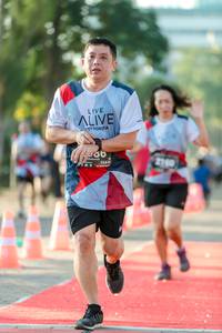 BIB: 128
                            <button type="button" onclick="openModal(6557404)" class="btn btn-primary btn-sm float-right btn-popup" data-toggle="modal" data-target=".modal-high-quality">
                        <i class="fas fa-shopping-cart"></i> Add to Cart
                    </button>
                                            <button type="button" onclick="isThisMe(6557404, true)" class="btn btn-success btn-sm float-right btn-popup btn-isme hidden" data-toggle="tooltip" data-placement="bottom" title="นี่คือรูปของคุณใช่ไหม คลิกที่นี่เพื่อเอาเข้าอัลบั้ม">
                        <i class="fas fa-plus"></i> Add to album
                    </button>
                    <button type="button" onclick="isThisMe(6557404, false)" class="btn btn-warning btn-sm float-right btn-popup btn-isnotme hidden">
                        <i class="fas fa-ban"></i> Remove from album
                    </button>