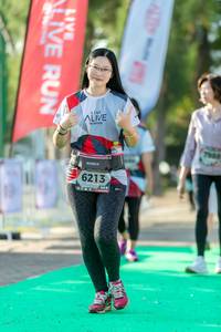 BIB: 6213
                            <button type="button" onclick="openModal(6563211)" class="btn btn-primary btn-sm float-right btn-popup" data-toggle="modal" data-target=".modal-high-quality">
                        <i class="fas fa-shopping-cart"></i> Add to Cart
                    </button>
                                            <button type="button" onclick="isThisMe(6563211, true)" class="btn btn-success btn-sm float-right btn-popup btn-isme hidden" data-toggle="tooltip" data-placement="bottom" title="นี่คือรูปของคุณใช่ไหม คลิกที่นี่เพื่อเอาเข้าอัลบั้ม">
                        <i class="fas fa-plus"></i> Add to album
                    </button>
                    <button type="button" onclick="isThisMe(6563211, false)" class="btn btn-warning btn-sm float-right btn-popup btn-isnotme hidden">
                        <i class="fas fa-ban"></i> Remove from album
                    </button>