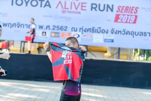 BIB: 2019, 2562
                            <button type="button" onclick="openModal(6569142)" class="btn btn-primary btn-sm float-right btn-popup" data-toggle="modal" data-target=".modal-high-quality">
                        <i class="fas fa-shopping-cart"></i> Add to Cart
                    </button>
                                            <button type="button" onclick="isThisMe(6569142, true)" class="btn btn-success btn-sm float-right btn-popup btn-isme hidden" data-toggle="tooltip" data-placement="bottom" title="นี่คือรูปของคุณใช่ไหม คลิกที่นี่เพื่อเอาเข้าอัลบั้ม">
                        <i class="fas fa-plus"></i> Add to album
                    </button>
                    <button type="button" onclick="isThisMe(6569142, false)" class="btn btn-warning btn-sm float-right btn-popup btn-isnotme hidden">
                        <i class="fas fa-ban"></i> Remove from album
                    </button>