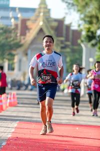 BIB: 3720
                            <button type="button" onclick="openModal(6563458)" class="btn btn-primary btn-sm float-right btn-popup" data-toggle="modal" data-target=".modal-high-quality">
                        <i class="fas fa-shopping-cart"></i> Add to Cart
                    </button>
                                            <button type="button" onclick="isThisMe(6563458, true)" class="btn btn-success btn-sm float-right btn-popup btn-isme hidden" data-toggle="tooltip" data-placement="bottom" title="นี่คือรูปของคุณใช่ไหม คลิกที่นี่เพื่อเอาเข้าอัลบั้ม">
                        <i class="fas fa-plus"></i> Add to album
                    </button>
                    <button type="button" onclick="isThisMe(6563458, false)" class="btn btn-warning btn-sm float-right btn-popup btn-isnotme hidden">
                        <i class="fas fa-ban"></i> Remove from album
                    </button>