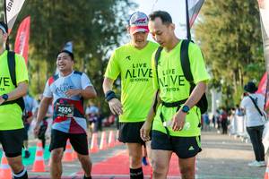 BIB: 2924
                            <button type="button" onclick="openModal(6552469)" class="btn btn-primary btn-sm float-right btn-popup" data-toggle="modal" data-target=".modal-high-quality">
                        <i class="fas fa-shopping-cart"></i> Add to Cart
                    </button>
                                            <button type="button" onclick="isThisMe(6552469, true)" class="btn btn-success btn-sm float-right btn-popup btn-isme hidden" data-toggle="tooltip" data-placement="bottom" title="นี่คือรูปของคุณใช่ไหม คลิกที่นี่เพื่อเอาเข้าอัลบั้ม">
                        <i class="fas fa-plus"></i> Add to album
                    </button>
                    <button type="button" onclick="isThisMe(6552469, false)" class="btn btn-warning btn-sm float-right btn-popup btn-isnotme hidden">
                        <i class="fas fa-ban"></i> Remove from album
                    </button>